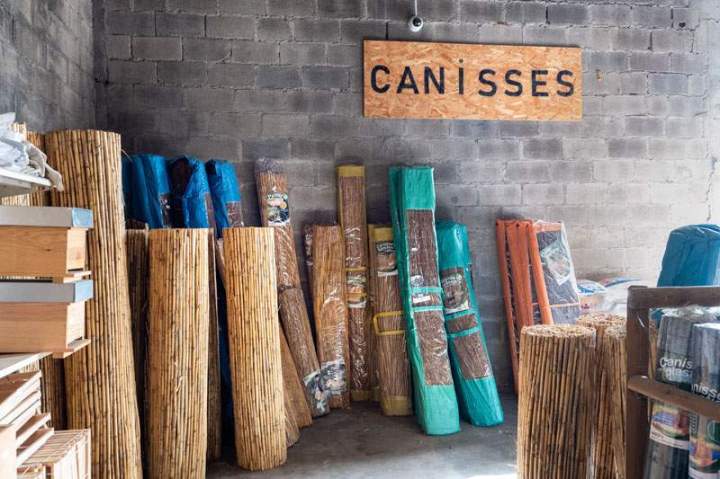 Magasin de canisses Corse