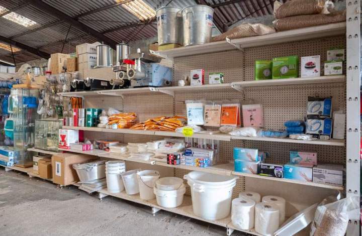Vente fournitures agricoles Corse